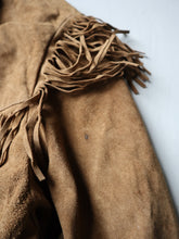 Load image into Gallery viewer, 1980s Excelled Suede Leather Fringe Jacket - L
