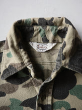 Load image into Gallery viewer, 1970&#39;s Duck Camo Chamois Shirt - S
