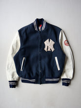 Load image into Gallery viewer, 1980s MLB New York Yankees Varsity Jacket - L
