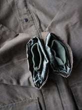Load image into Gallery viewer, 1990&#39;s Waxed Jacket - M
