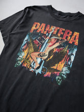 Load image into Gallery viewer, 2000&#39;s Pantera Girl on Smoking Gun T-Shirt - M
