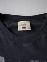 Load image into Gallery viewer, 1990s Levi's 501 Colombian Bootleg T-Shirt - M
