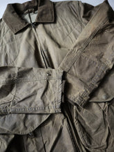 Load image into Gallery viewer, 2000s Filson Waxed Field Jacket with Suede Collar - L
