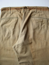 Load image into Gallery viewer, 1940s Distressed U.S Army Chino Trousers - 32"
