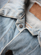 Load image into Gallery viewer, 1970s Levi's Type 3 Denim Jacket - S

