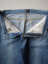 Load image into Gallery viewer, 1970s Distressed Lee Denim Jeans - 35&quot;
