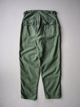 Load image into Gallery viewer, 1960s U.S Army OG-107 First Pattern Fatigue Pants - 28"
