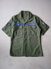 Load image into Gallery viewer, 1970s U.S Army OG-107 Fatigue Shirt - M
