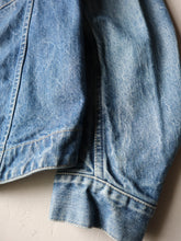 Load image into Gallery viewer, 2000s Levi's Engineered Denim Jacket - M
