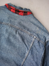 Load image into Gallery viewer, 1990s Made in USA Levi&#39;s Flannel Lined Denim Jacket - XL
