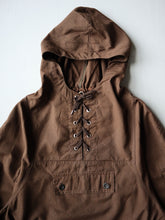 Load image into Gallery viewer, 1970s Polish Hooded Parka - M
