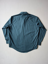 Load image into Gallery viewer, 1970s Manhattan Teal Shirt - L

