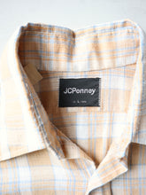 Load image into Gallery viewer, 1970&#39;s JCPenny Lightweight Plaid Shirt - L
