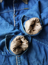 Load image into Gallery viewer, 1970s Wrangler Lined Denim Jacket with Corduroy Collar - M
