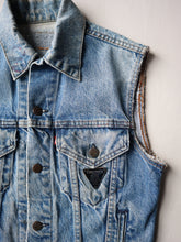 Load image into Gallery viewer, 1990s Levi's Biker Vest with Triumph Pin - XS
