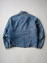 Load image into Gallery viewer, 1980s Made in USA Levi's Blanket Lined Denim Jacket - M/L
