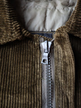 Load image into Gallery viewer, 1970s Ivy Oxford Co. Corduroy Jacket - M

