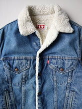 Load image into Gallery viewer, 1980s Levi's Sherpa Lined Denim Jacket - S
