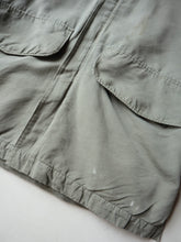 Load image into Gallery viewer, 1970s Distressed L'Esquimau French Hunting Jacket - M
