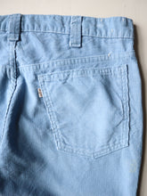 Load image into Gallery viewer, 1970s Levi's 547 Corduroy Pants - 35"
