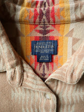 Load image into Gallery viewer, Pendleton Women's Cropped Jacquard Wool Shirt - L/XL
