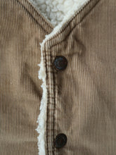 Load image into Gallery viewer, 1970&#39;s Levi&#39;s Corduroy Sherpa Lined Vest - M
