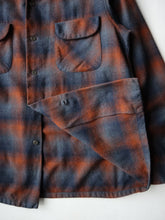 Load image into Gallery viewer, 1960s Pendleton Shadow Plaid Loop Collar Wool Flannel - L
