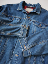 Load image into Gallery viewer, 1990s Levi's Flannel Lined Denim Trucker Jacket - XL
