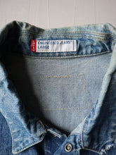 Load image into Gallery viewer, 2000s Levi's Engineered Denim Jacket - M
