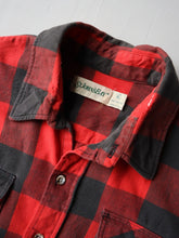 Load image into Gallery viewer, 1990s Made in USA St. Johns Bay Flannel Shirt - S
