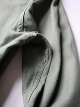Load image into Gallery viewer, 1960s U.S Army OG-107 Fatigue Shirt - M
