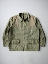 Load image into Gallery viewer, 1960s French Hunting Jacket with Suede Shoulder Patches - L
