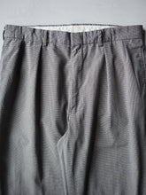 Load image into Gallery viewer, 1990&#39;s Polo Ralph Lauren Mini Houndstooth Pleated Pants - 34&quot;
