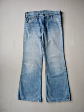 Load image into Gallery viewer, 1970s Distressed Lee Denim Flares - 30"
