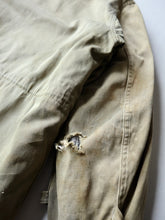 Load image into Gallery viewer, 1940s Distressed Hunting Jacket - L
