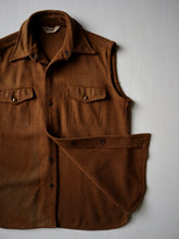 Load image into Gallery viewer, 1970s Faded Woolrich Cut-Off Vest - M
