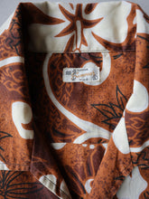 Load image into Gallery viewer, 1960s Florida Sunwear Hawaiian Shirt - S
