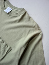 Load image into Gallery viewer, 1990s Faded Gap Pocket Tee - M
