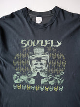 Load image into Gallery viewer, 1990s Distressed Soulfly Band T-Shirt - L
