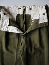 Load image into Gallery viewer, 1950s Norwegian Army Wool Pleated Pants - 32"

