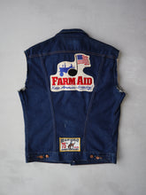 Load image into Gallery viewer, 1970&#39;s Wrangler Farm Aid Cut-Off Vest - M
