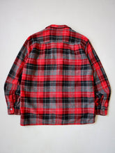 Load image into Gallery viewer, 1960/70s Golden Fleetline Wool &amp; Rayon Flap Pocket Shirt - M
