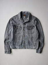 Load image into Gallery viewer, 1980s Made in USA Lee Denim Jacket - M/L
