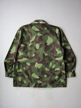 Load image into Gallery viewer, 1980s Finnish M62 Reversible Field Jacket - XL
