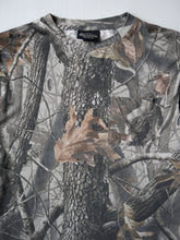 Load image into Gallery viewer, 1990s Distressed Realtree Long Sleeve - M
