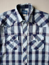 Load image into Gallery viewer, 1990s Wrangler Plaid Pearl Snap Western Shirt - S
