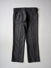 Load image into Gallery viewer, Wrangler Wrancher Bootcut Pants - 34"
