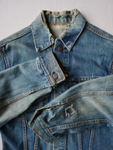 Load image into Gallery viewer, 1970s Distressed Levi's Type 3 Denim Jacket - S
