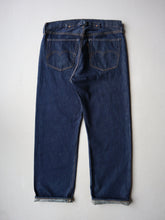 Load image into Gallery viewer, 2000s Levi's LVC 1937 501 Selvedge Jeans - 33"

