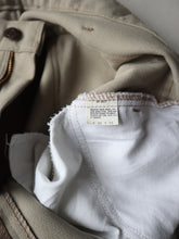 Load image into Gallery viewer, 1970&#39;s Levi&#39;s 517 Bootcut Pants - 37&quot;
